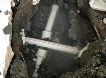 新龙阳台漏水维修公司为您分享楼上楼下漏水怎么处理